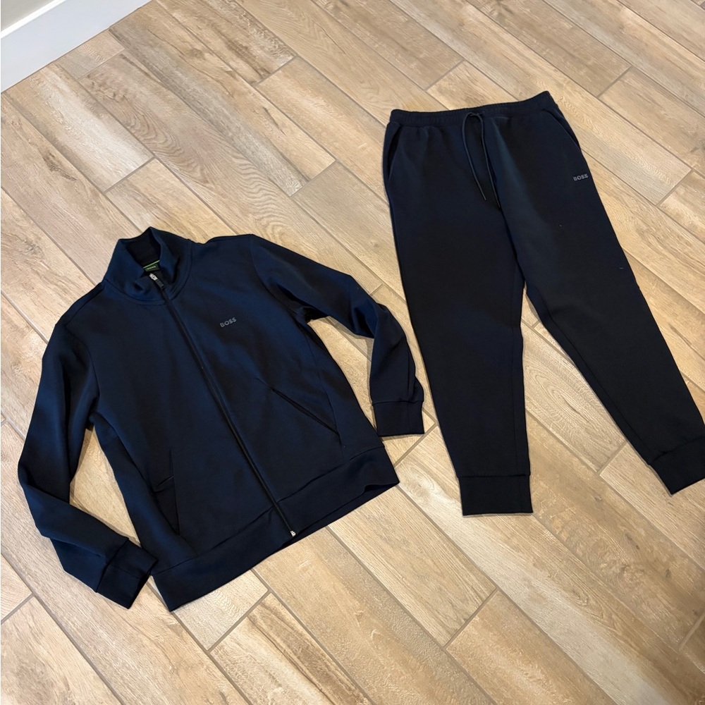Hugo Boss men’s track jacket and jogger pants matching set Black Medium